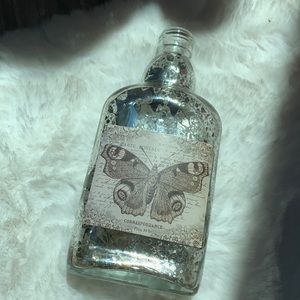 French flair crackled bottle with butterfly prints